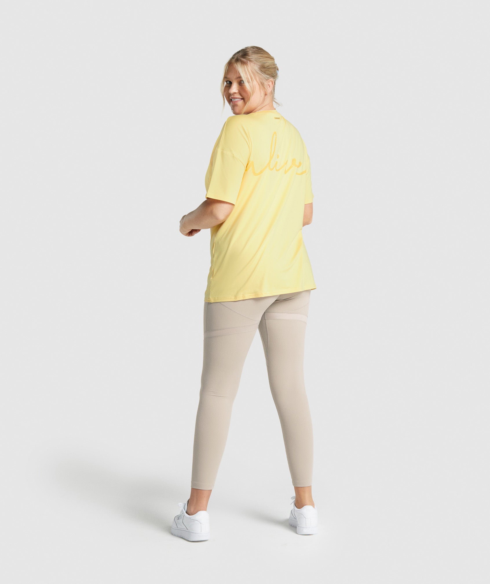 Gymshark Whitney Oversized T-shirts Damen Zitrone | 9481756-BK